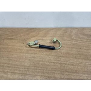 GRIP FOAM RH P/N: D2511140700100 S/N: SI067048