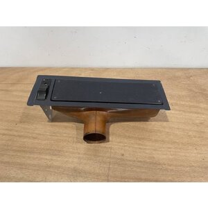 OUTLET ASSY RH P/N: D2121208600100 S/N: SI042046