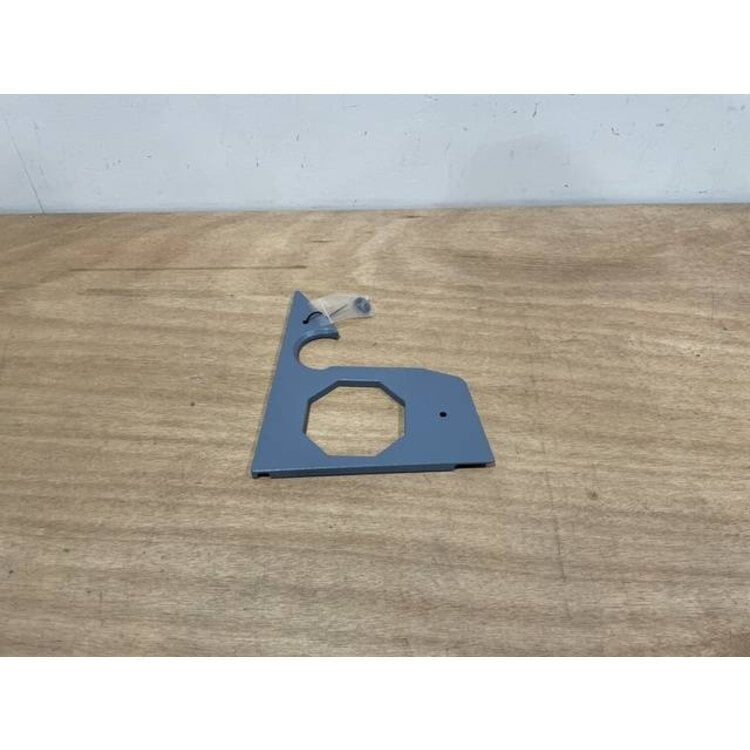 COVER ASSY LAT RH P/N: D2511155900100 S/N: SI065038