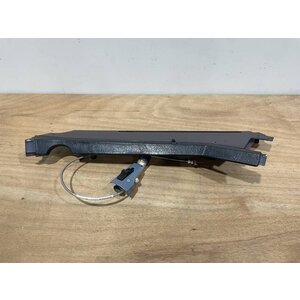 FOAM STRIP ASSY FRT RH P/N: D2511227600000 S/N: SI018032