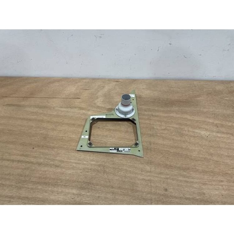 PLATE FRONT 6VU P/N: D9251276500100 S/N: PB10401