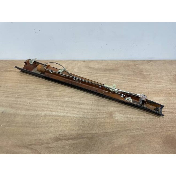 BAND ASSY RH P/N: D2511310400000 S/N: SI017045