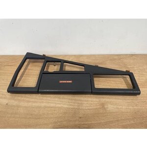INSERT ASSY 101VU P/N: D2511308000000 S/N: SI029038