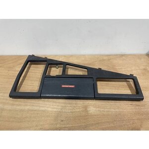 INSERT ASSY 101VU P/N: D2511308000000 S/N: SI029039