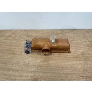 OUTLET ASSY LH P/N: D2121208600000 S/N: SI025046