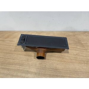 OUTLET ASSY RH P/N: D2121208600100 S/N: SI042048