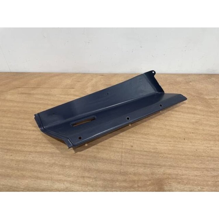 PANEL ASSY FRONT RH P/N: D2511224600100 S/N: SI043047