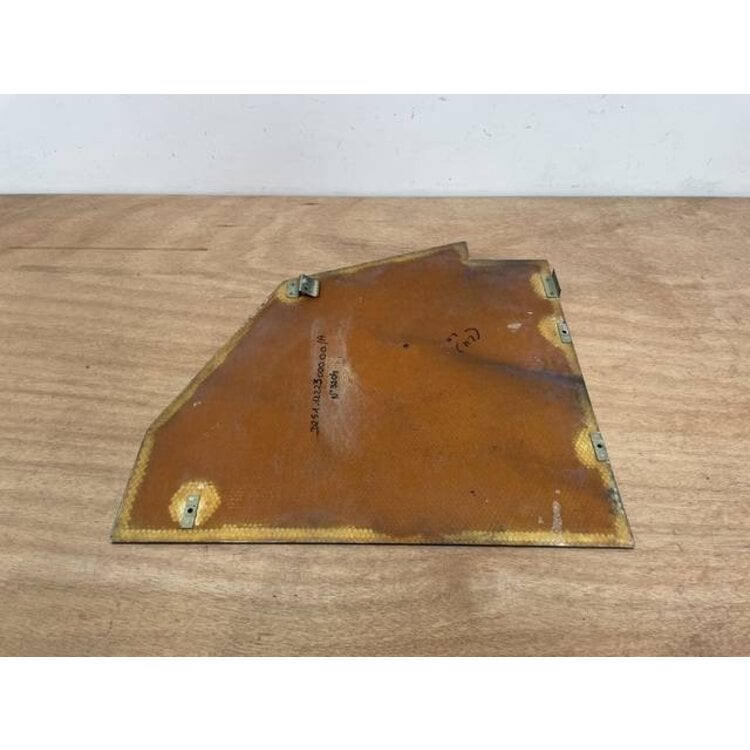 PANEL ASSY FWD RUD LH CPT P/N: D251122230000 S/N: SI022048