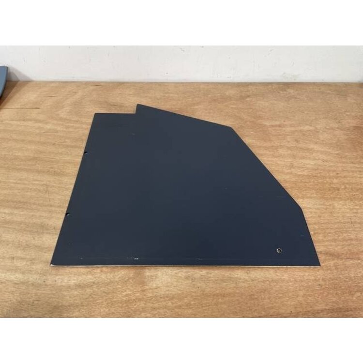 PANEL ASSY FWD RUD LH CPT P/N: D251122230000 S/N: SI022051