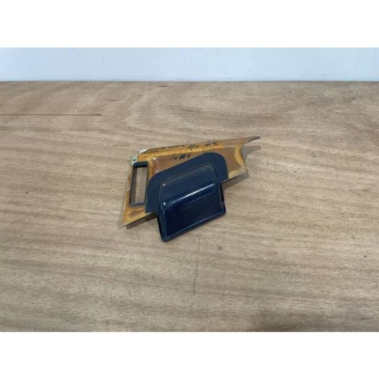 PANEL ASSY GRIP LH P/N: D2511310200000 S/N: SI007036