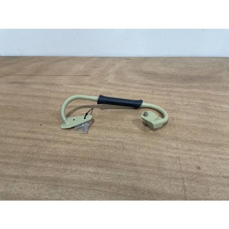 GRIP FOAM LH P/N: D2511140700000 S/N: SI066047