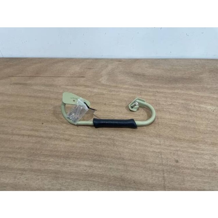 GRIP FOAM LH P/N: D2511140700000 S/N: SI066047