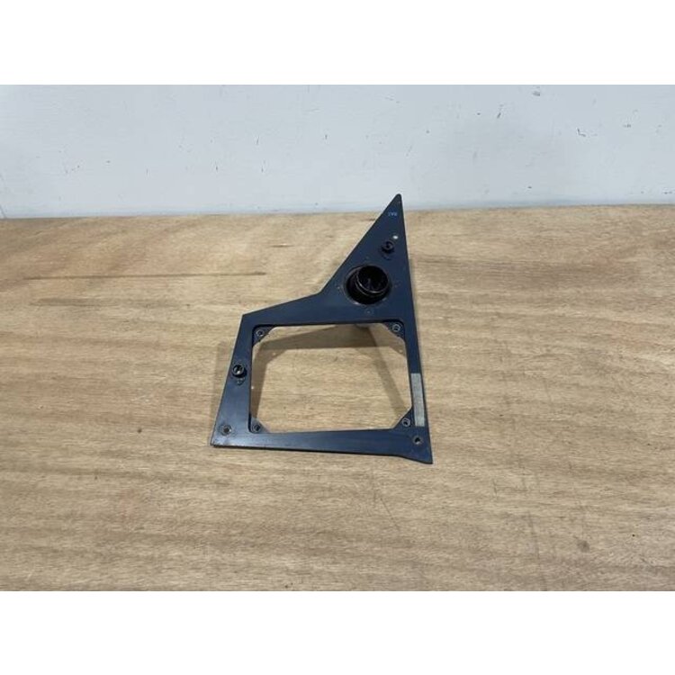 PLATE FRONT 2VU P/N: D9251276500000 S/N: 01405