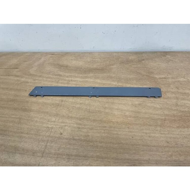 COVER LH P/N: D2511233500000 S/N: SI055039