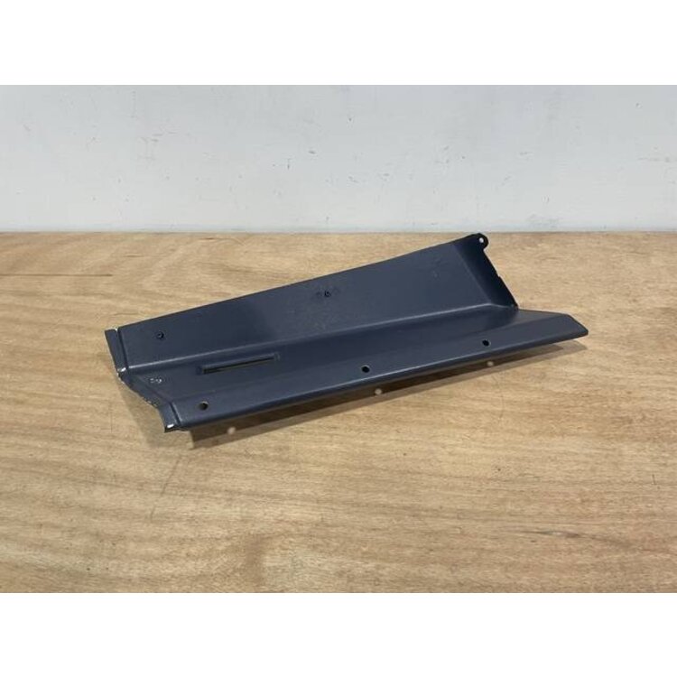 PANEL ASSY FRONT RH P/N: D2511224600100 S/N: SI043049