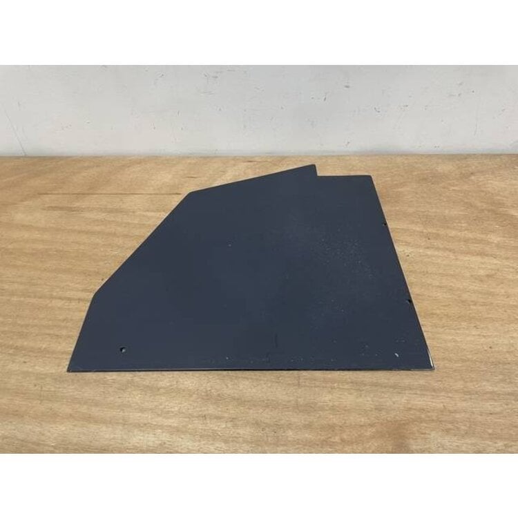 PANEL ASSY FWD RUD RH FO P/N: D2511222300100 S/N: SI039054