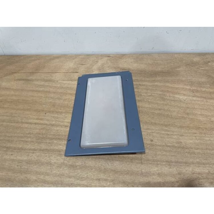 PANEL ASSY RH DOME LIGHT COVER P/N: D2511230800100 S/N: SI013036