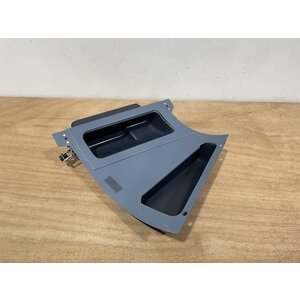 PANEL ASSY RH ESCAPE ROPE PANEL P/N: D2511229700100 S/N: SI011032