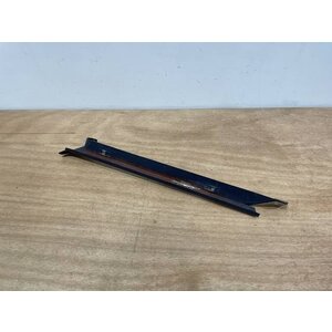POST ASSY RH SIDE P/N: D2511229500100 S/N: SI062040