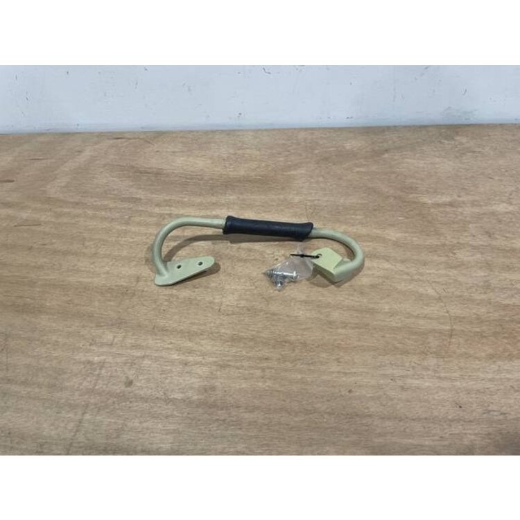 GRIP FOAM LH P/N: D2511140700000 S/N: SI066050