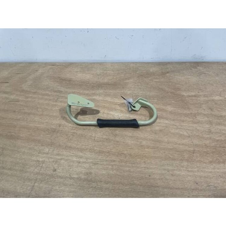 GRIP FOAM LH P/N: D2511140700000 S/N: SI066050