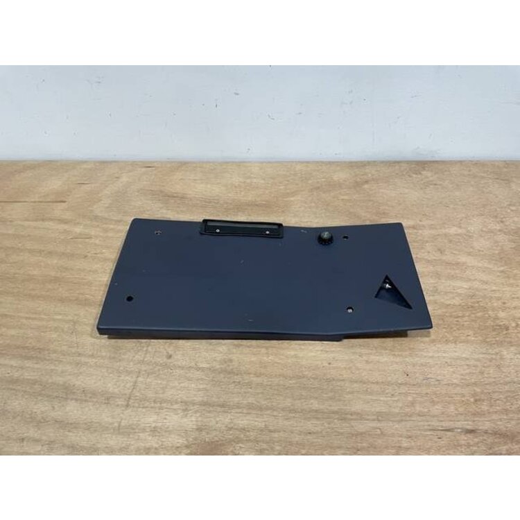 FLOOD LIGHT UNIT FIRST OFFICER P/N: 2LA005543-10 S/N: 930