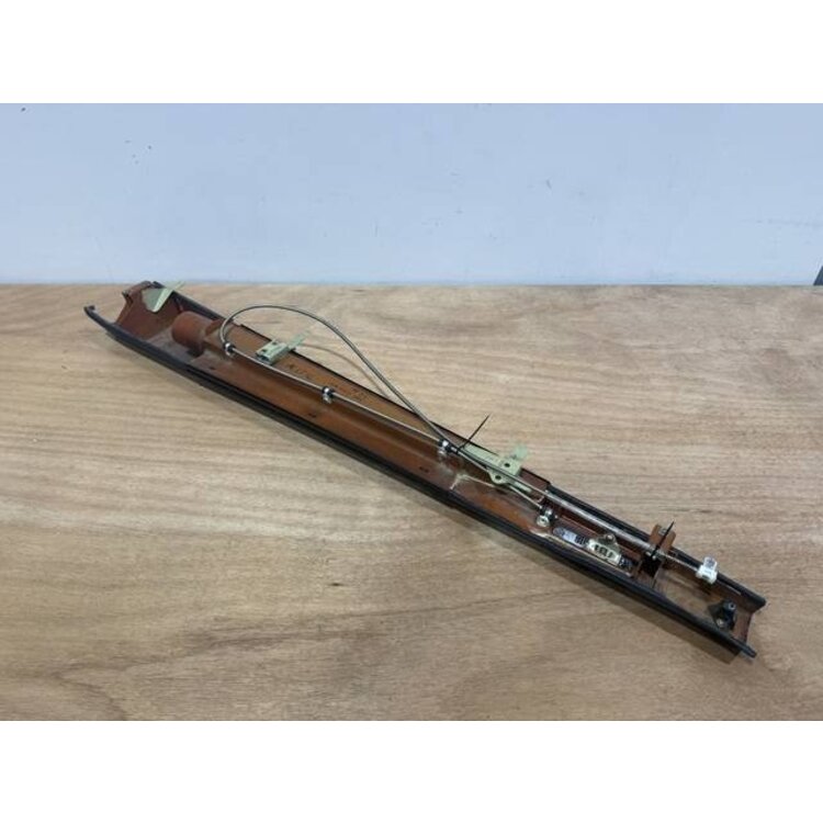 BAND ASSY RH P/N: D2511310400000 S/N: SI017047