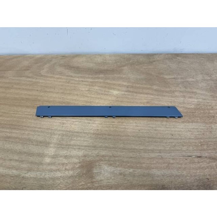 COVER RH P/N: D2511233500100 S/N: SI060049