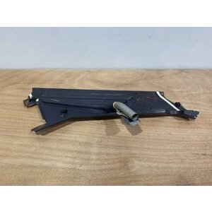 FOAM STRIP ASSY FRT RH P/N: D2511227600000 S/N: SI018037