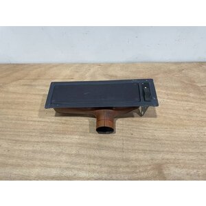 OUTLET ASSY LH P/N: D2121208600000 S/N: SI025048