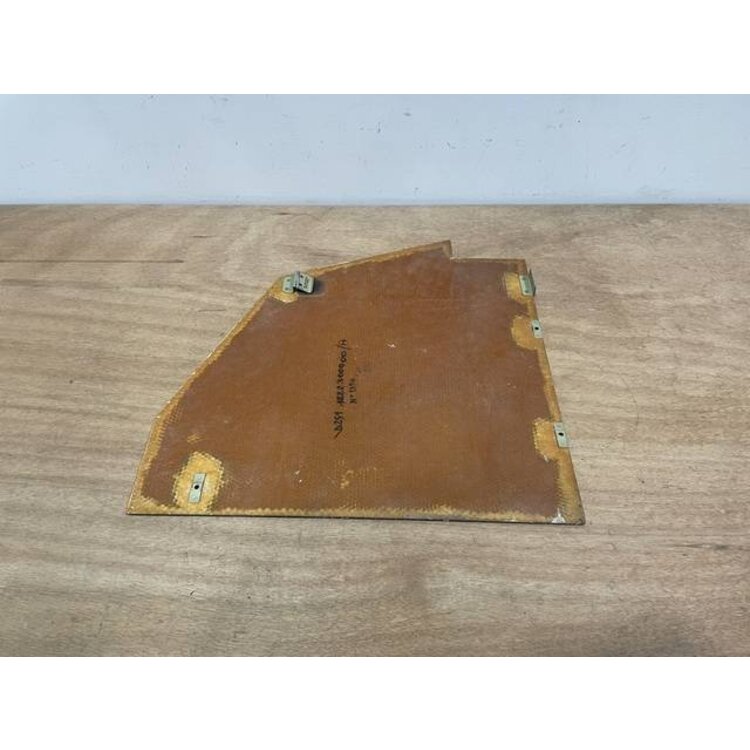 PANEL ASSY FWD RUD LH CPT P/N: D251122230000 S/N: SI022052