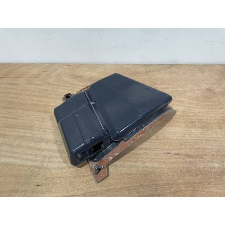 PANEL ASSY LH ESCAPE ROPE PANEL P/N: D2511229700000 S/N: SI002032