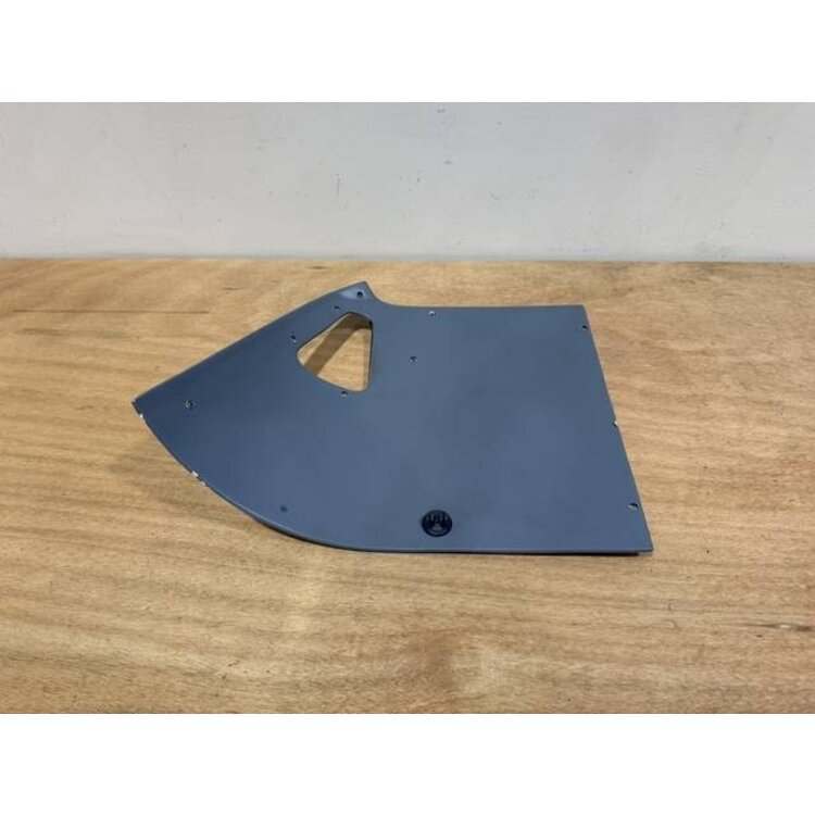 PANEL ASSY RH FOAM GRIP PANEL P/N: D2511231600100 S/N: SI014039