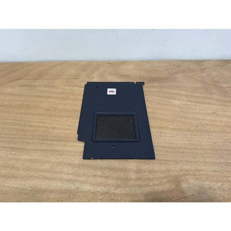 CLOSING PANEL RH P/N: D2511220800100 S/N: SI037044