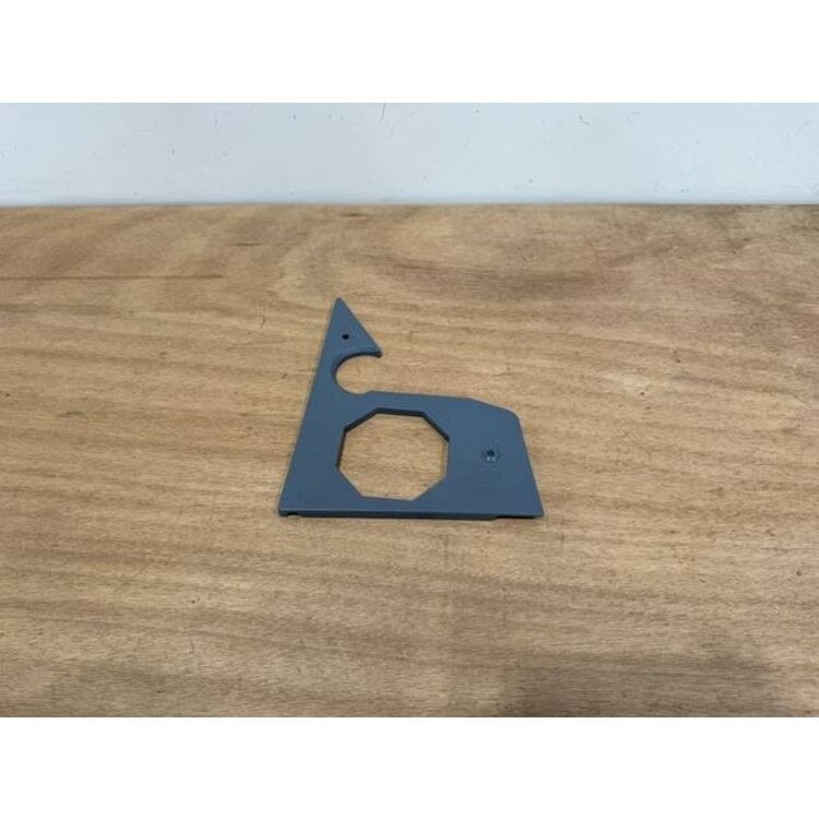 COVER ASSY LAT RH P/N: D2511155900100 S/N: SI065044