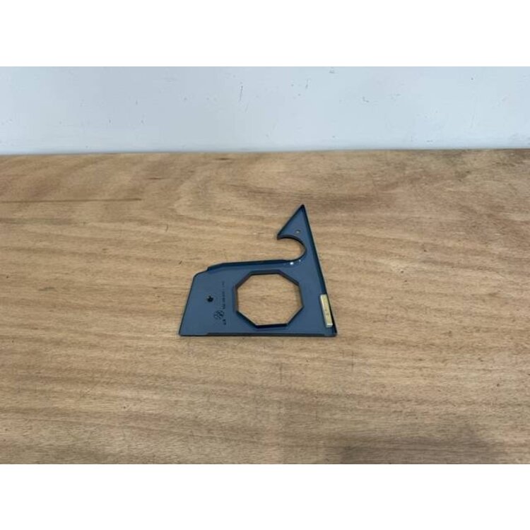 COVER ASSY LAT RH P/N: D2511155900100 S/N: SI065044