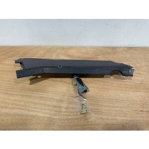 FOAM STRIP ASSY FRT LH P/N: D2511228300000 S/N: SI009040