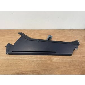 FOAM STRIP ASSY FRT RH P/N: D2511227600000 S/N: SI018038
