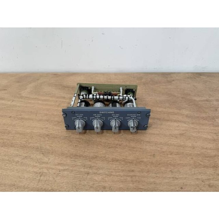8VU CONTROL PANEL P/N: D9251500200000 S/N: PB11697