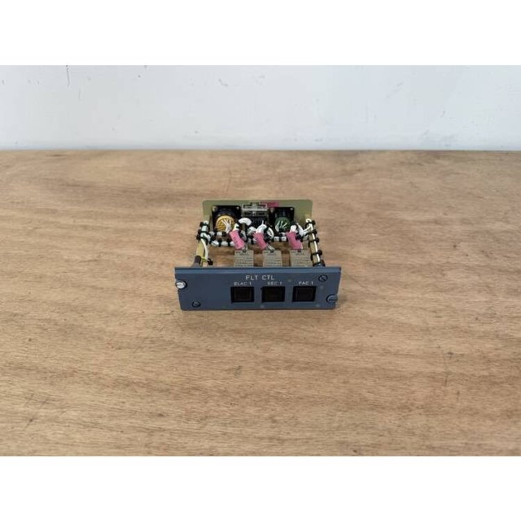 23VU FLIGHT CONTROL PANEL P/N: D9251500800000 S/N: PB11697