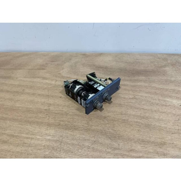 111VU FLOOD LIGHT PANEL P/N: D9251504600000 S/N: PB12036