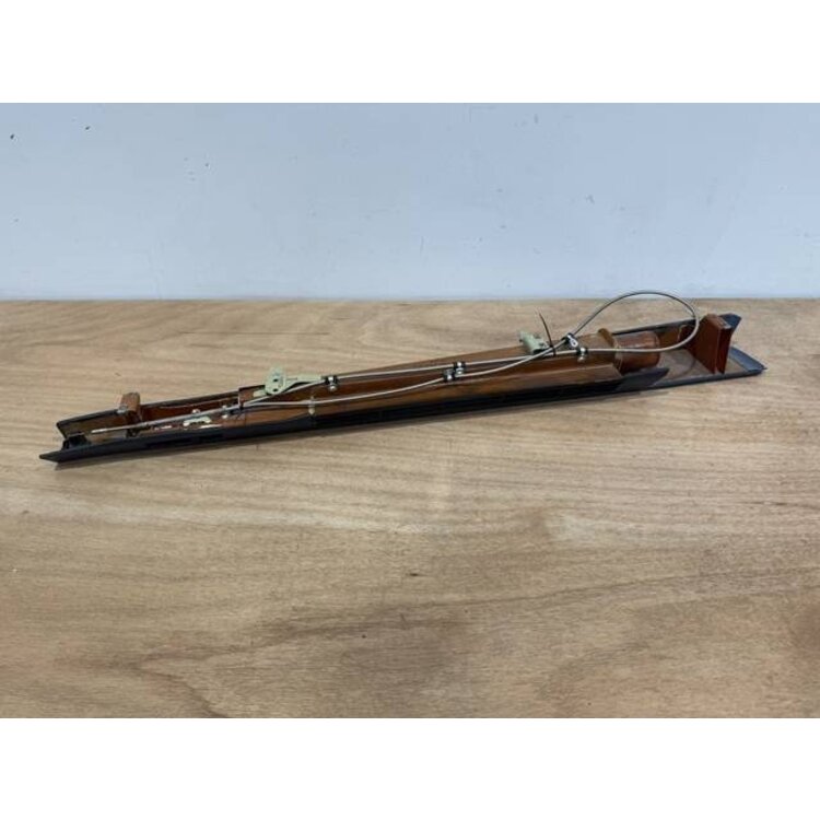 BAND ASSY LH P/N: D2511310300000 S/N: SI008048