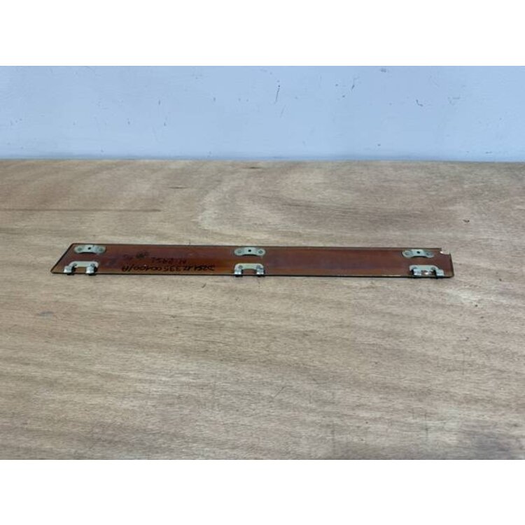 COVER RH P/N: D2511233500100 S/N: SI060051