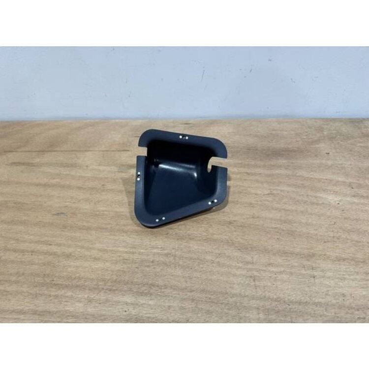 FOAM GRIP COVER LH P/N: D2511057000100 S/N: SI006036