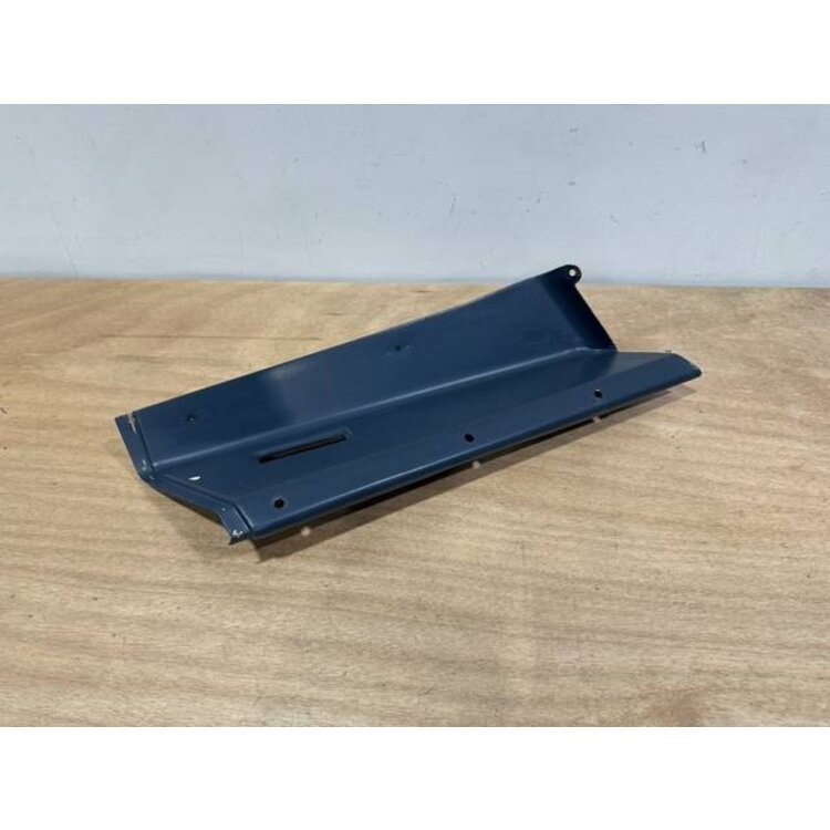 PANEL ASSY FRONT RH P/N: D2511224600100 S/N: SI043053
