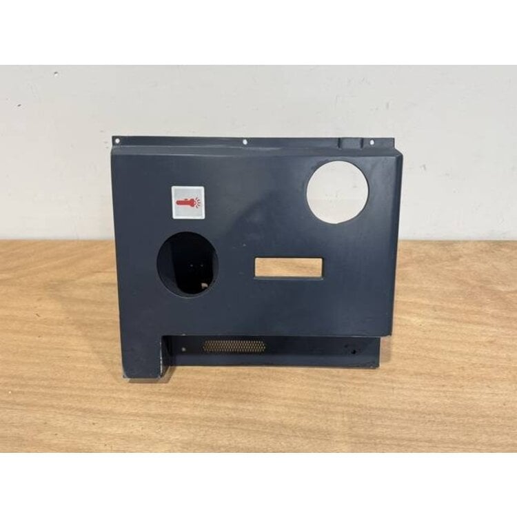 PANEL ASSY FRT LAT RH P/N: D2511374200100 S/N: SI038039