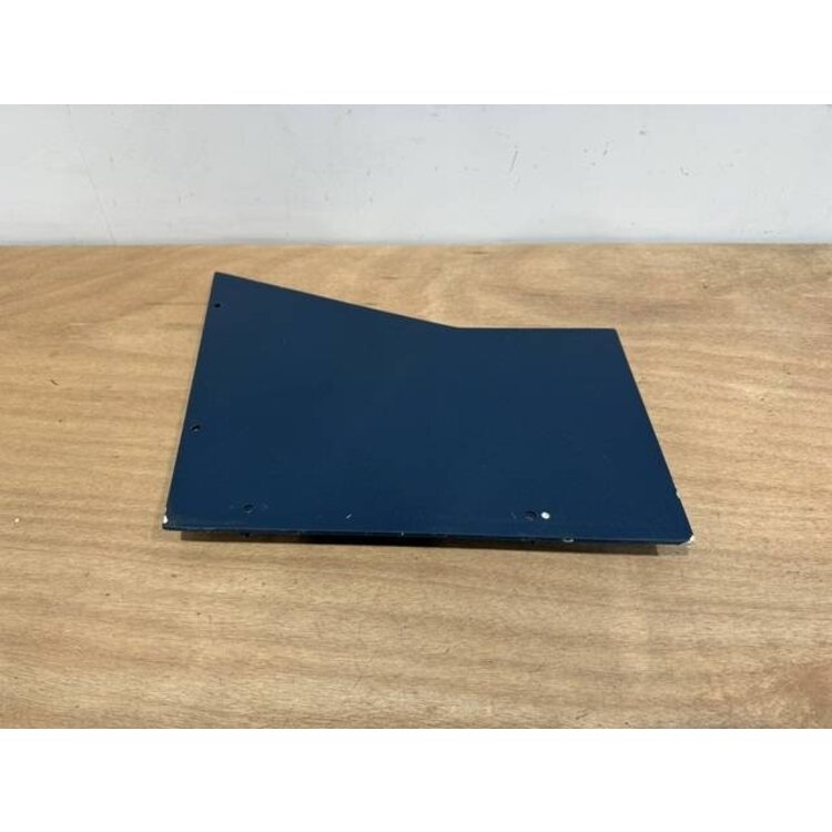 PANEL ASSY FWD RUD LH FO P/N: D2511222500100 S/N: SI040053