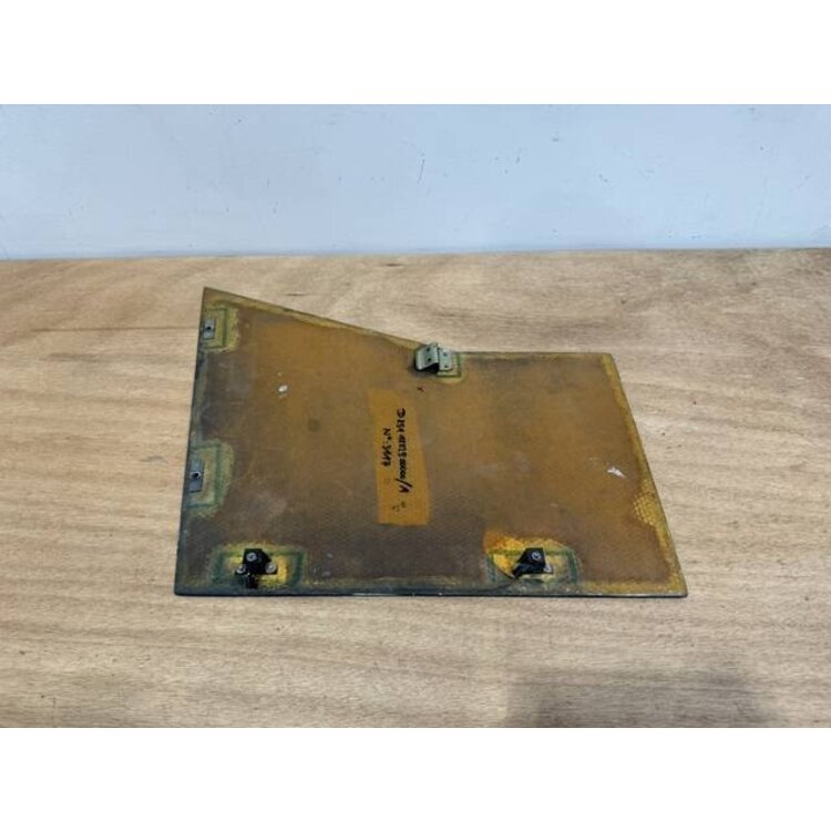 PANEL ASSY FWD RUD RH CPT P/N: D2511222500000 S/N: SI023053