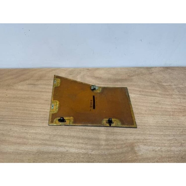 PANEL ASSY FWD RUD RH CPT P/N: D2511222500000 S/N: SI023054