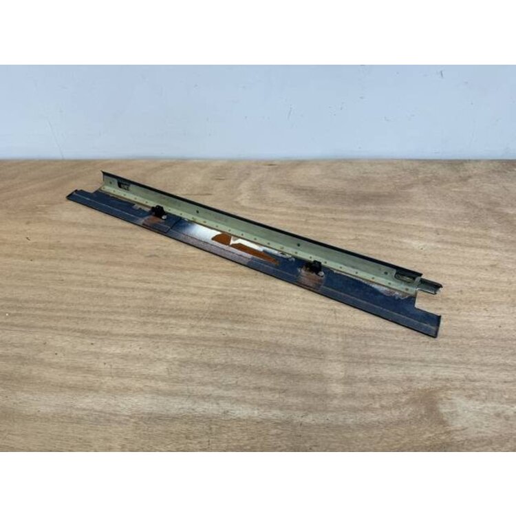 PANEL ASSY LATLH P/N: D2511232900000 S/N: SI028053
